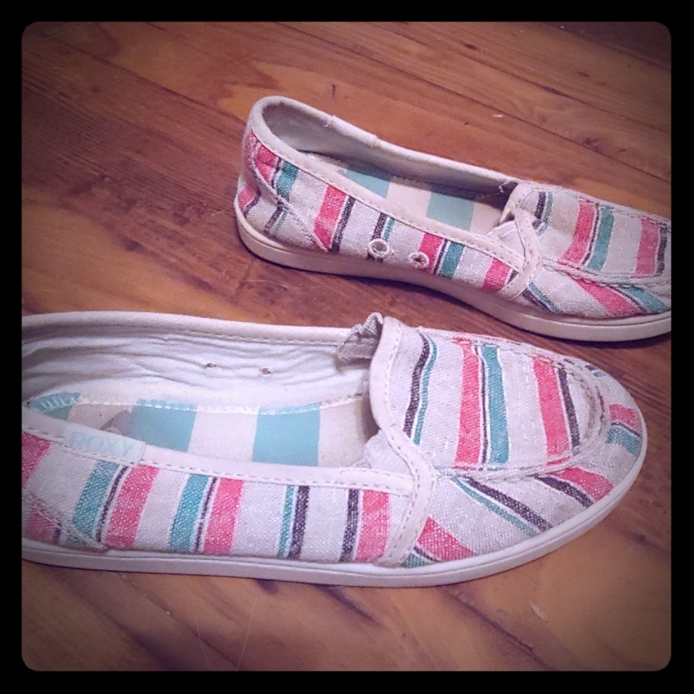 Slip on shoes brand roxy